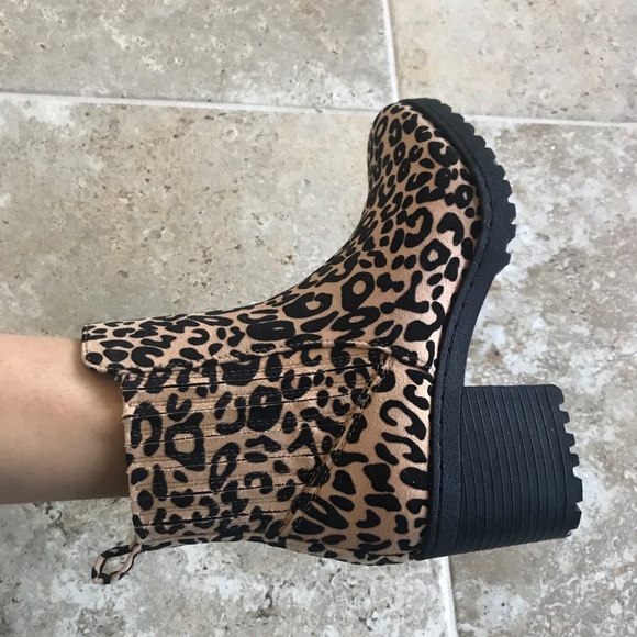 Women’s Leopard Combat Boots - Picture 6 of 8